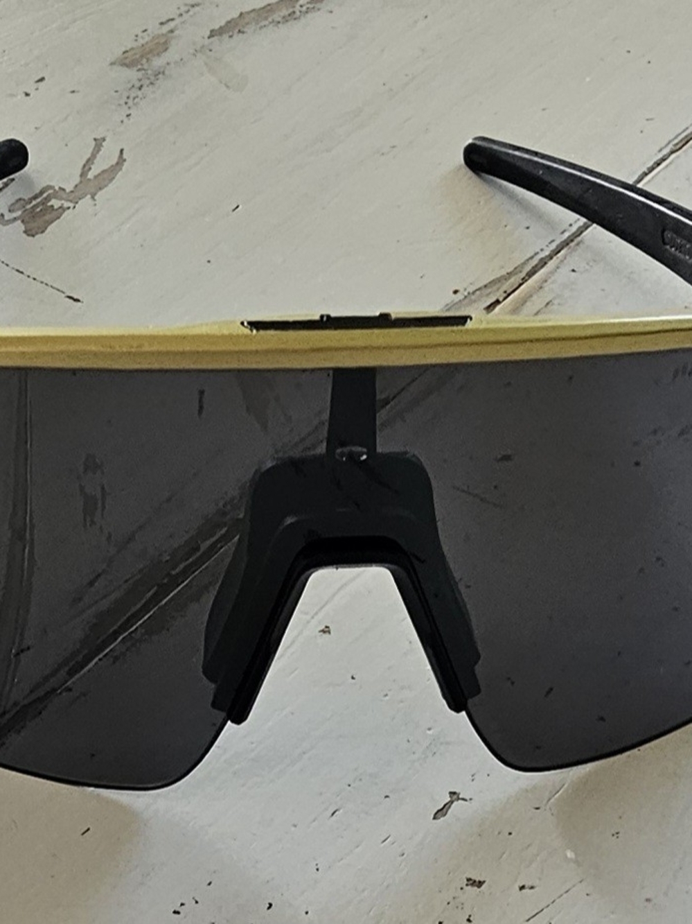 Patrick Mahomes Sutro Lite Oakley Sunglasses - Picture 2 of 8